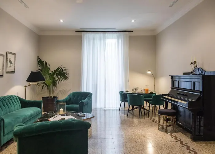Dimora Minima Bed & Breakfast 4*