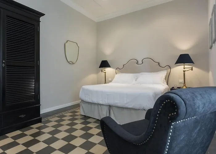 Dimora Minima Bed & Breakfast 4*